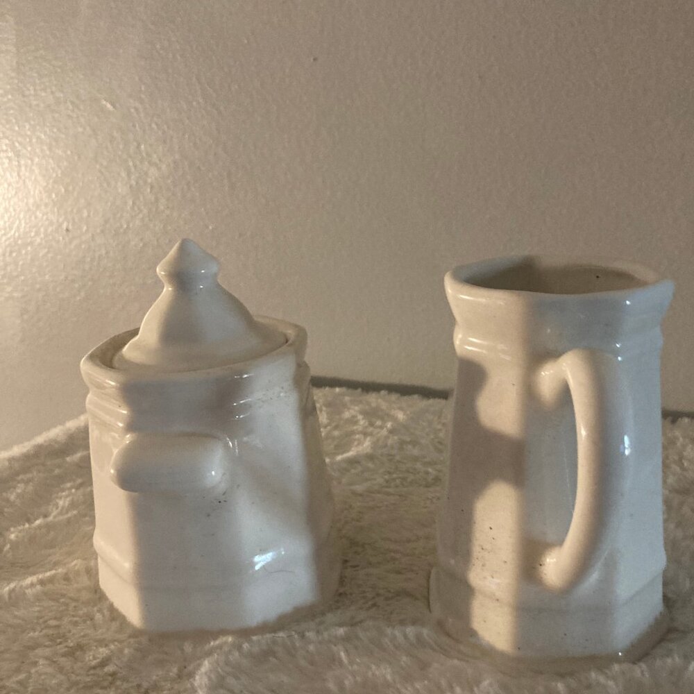 Pfaltzgraff "Heritage White" Coffee/Tea Pot w/Creamer & Sugar - Picture 2 of 8